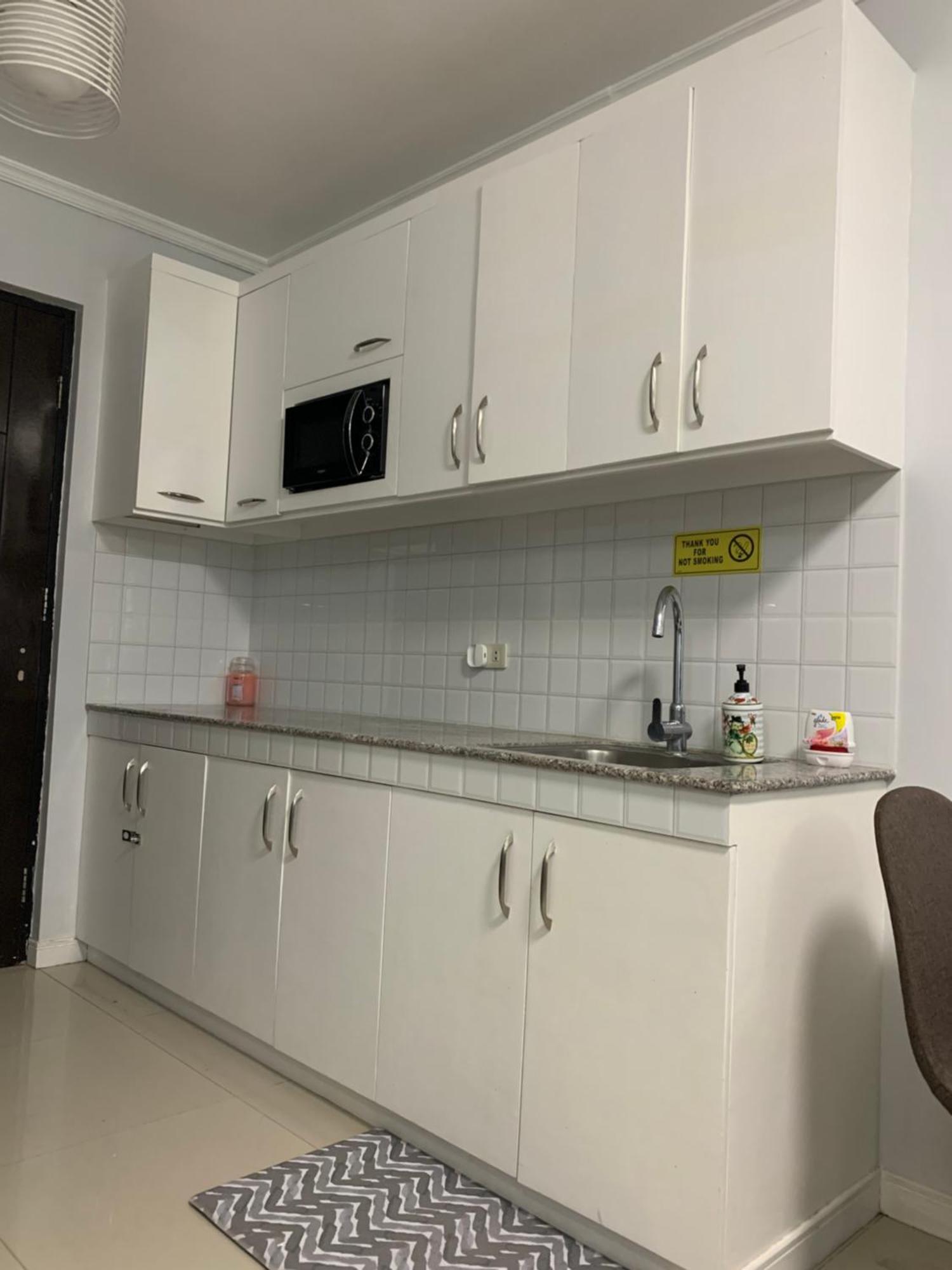 Spacious 2-Bedroom Condo,Wifi,Netflix,Free Parking Кагаян де Оро Екстериор снимка